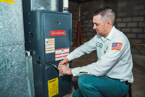 Plumber «Mike Williams Plumbing, Heating, & Air Conditioning», reviews and photos, 1414 S Neil St, Champaign, IL 61820, USA