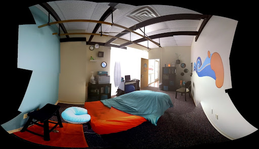 Massage Therapist «Heeling Sole Barefoot Massage», reviews and photos, 1864 Nacogdoches Rd, Alamo Heights, TX 78209, USA