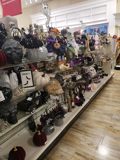 Department Store «HomeGoods», reviews and photos, 1444 E Golf Rd, Schaumburg, IL 60173, USA