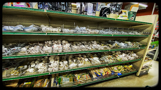 Shopping Mall «Fubonn Shopping Center», reviews and photos, 2850 SE 82nd Ave #80, Portland, OR 97266, USA