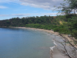 Foto von Rajada beach II umgeben von Bergen