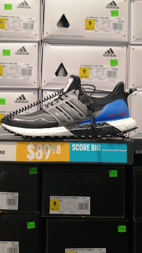 Sporting Goods Store «Adidas Outlet Store Leesburg», reviews and photos, 241 Fort Evans Rd NE #897, Leesburg, VA 20176, USA