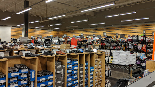 Shoe Store «DSW Designer Shoe Warehouse», reviews and photos, 343 Mount Hope Avenue, Rockaway, NJ 07866, USA