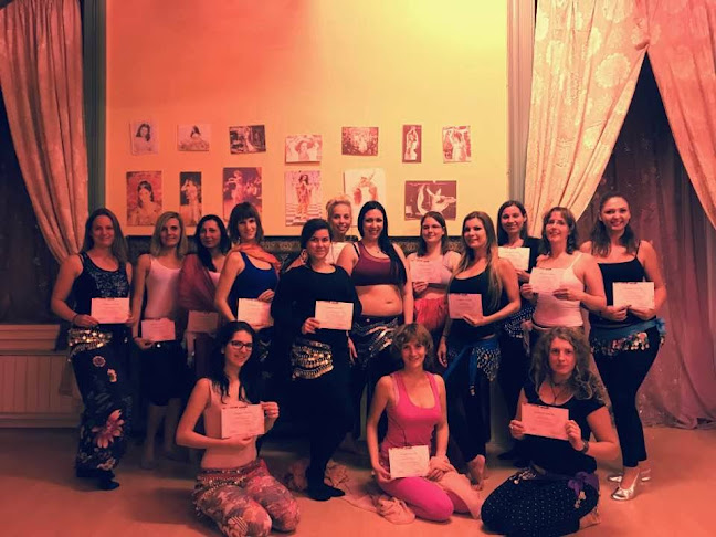 Comentarii opinii despre 1001 Éjszaka Hastánc Stúdió Budapest