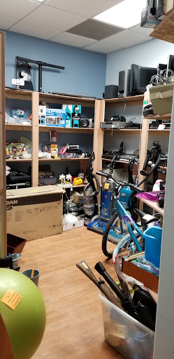 Thrift Store «Dog Junkies Thrift Store», reviews and photos, 4611 N Rancho Dr, Las Vegas, NV 89130, USA