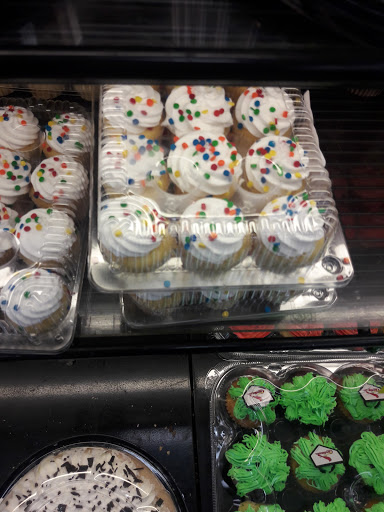 Grocery Store «Schnucks», reviews and photos, 1160 Shackelford Rd, Florissant, MO 63031, USA