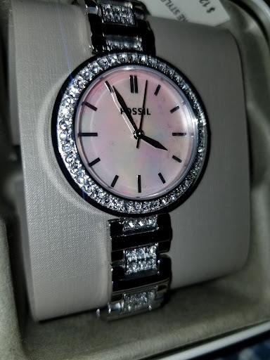 Watch Store «Fossil Store», reviews and photos, 400 South Wilson Road #1072, Sunbury, OH 43074, USA