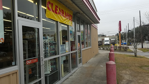 Dollar Store «FAMILY DOLLAR», reviews and photos, 2102 45th St, Galveston, TX 77551, USA