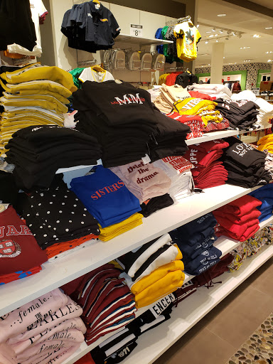 Clothing Store «F21 XXI», reviews and photos, 364 Maine Mall Rd, South Portland, ME 04106, USA