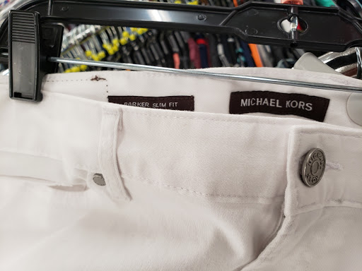 Shoe Store «DSW Designer Shoe Warehouse», reviews and photos, 4135 Miller Rd, Flint, MI 48507, USA