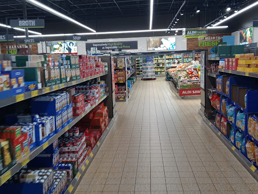Supermarket «ALDI», reviews and photos, 5038 Highland Rd, Waterford Twp, MI 48327, USA