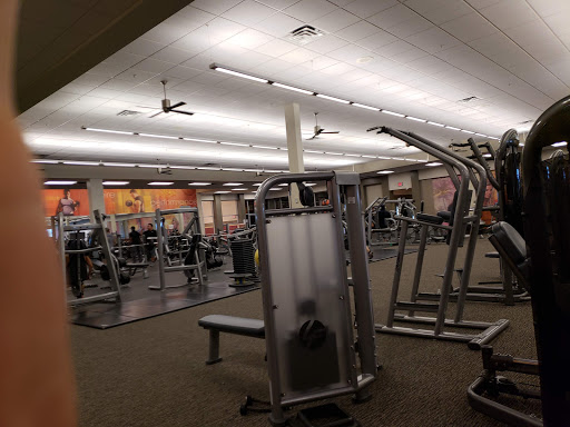 Gym «LA Fitness», reviews and photos, 1940 County Rd D E, Maplewood, MN 55109, USA