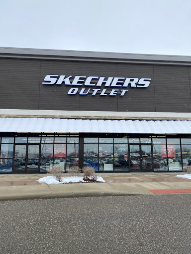 Shoe Store «SKECHERS Factory Outlet», reviews and photos, 3915 Everhard Rd NW, Canton, OH 44720, USA