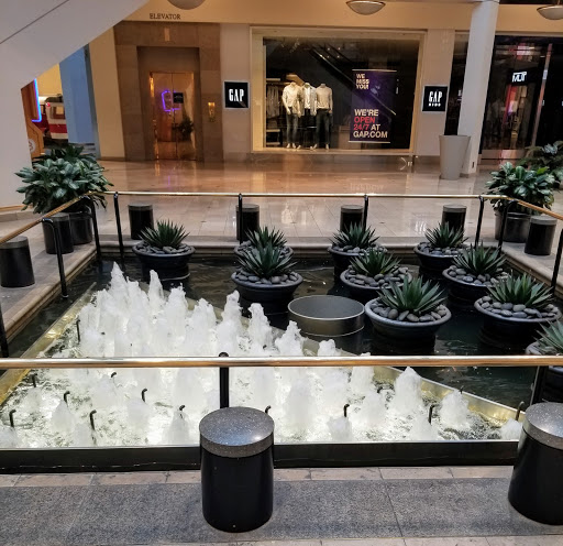 Shopping Mall «Pioneer Place», reviews and photos, 700 SW 5th Ave, Portland, OR 97204, USA