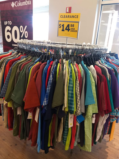 Sportswear Store «Columbia Sportswear Outlet Store at Bend Factory Stores», reviews and photos, 61334 S Hwy 97 #440, Bend, OR 97702, USA