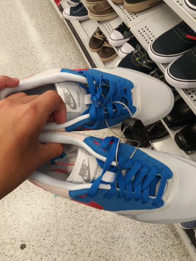 Clothing Store «Ross Dress for Less», reviews and photos, 330 N Hwy 67, Cedar Hill, TX 75104, USA