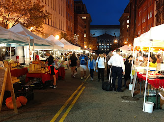 FRESHFARM Penn Quarter Market