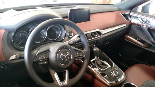 Mazda Dealer «Kiefer Mazda», reviews and photos, 383 Goodpasture Island Rd, Eugene, OR 97401, USA