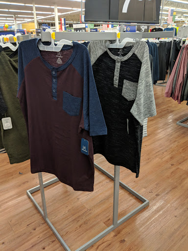 Department Store «Walmart Supercenter», reviews and photos, 2897 Veterans Memorial Pkwy, St Charles, MO 63303, USA