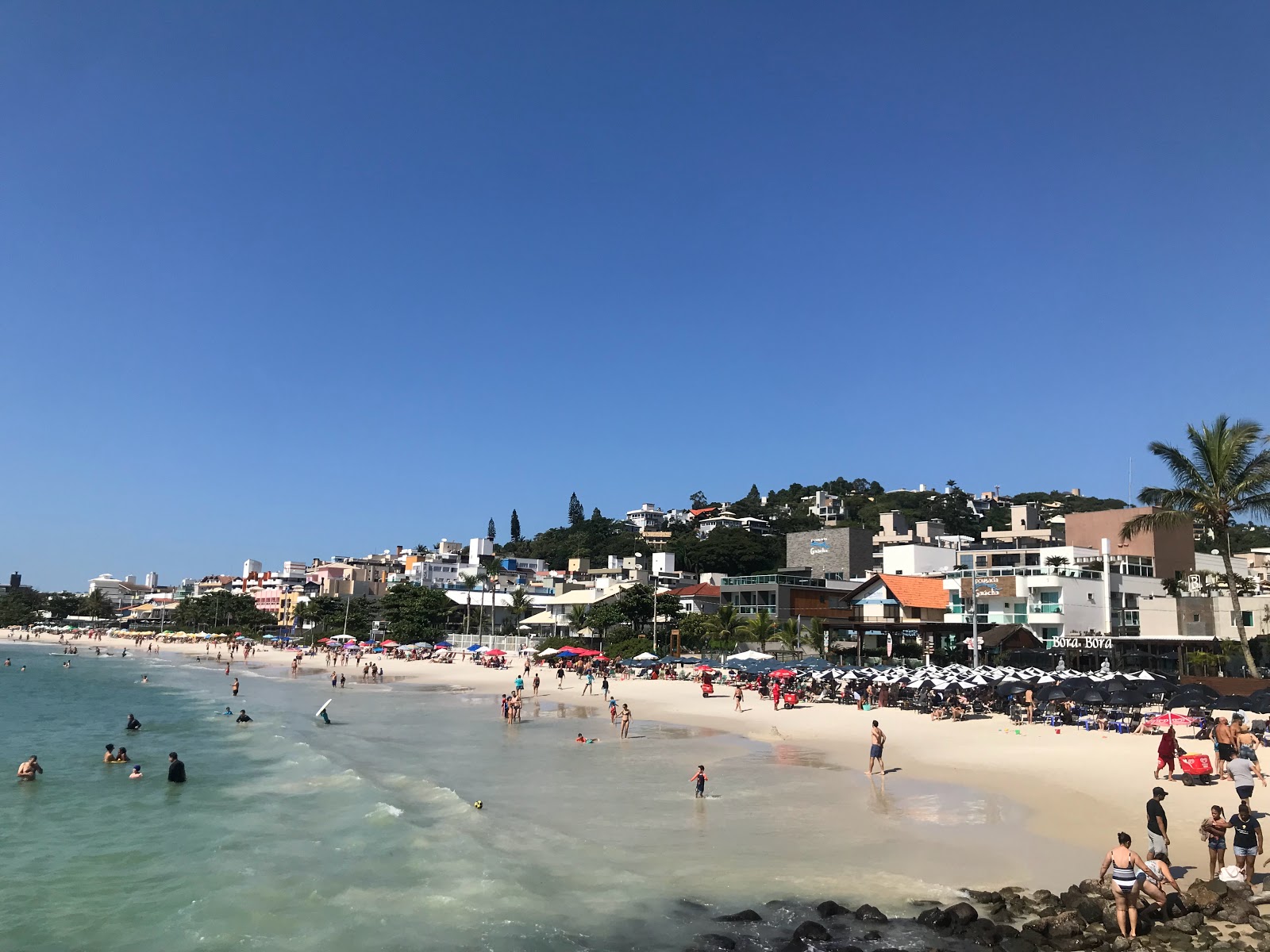 Photo de Plage de Bombinhas - recommandé pour les voyageurs en famille avec des enfants