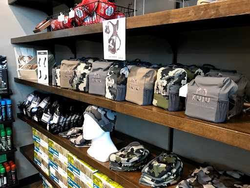 Outdoor Sports Store «KUIU», reviews and photos, 1920 N Lincoln St #101, Dixon, CA 95620, USA