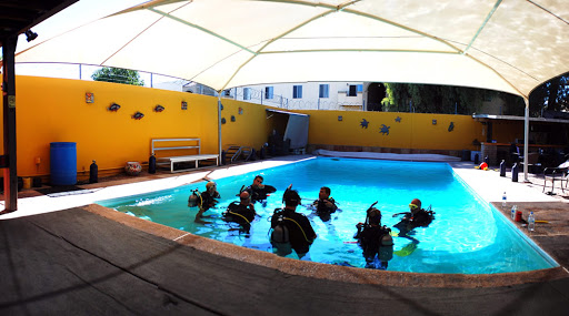 El Mar Diving Center