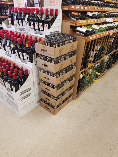 Wine Store «Atlas Liquors», reviews and photos, 661 Adams St, Quincy, MA 02169, USA