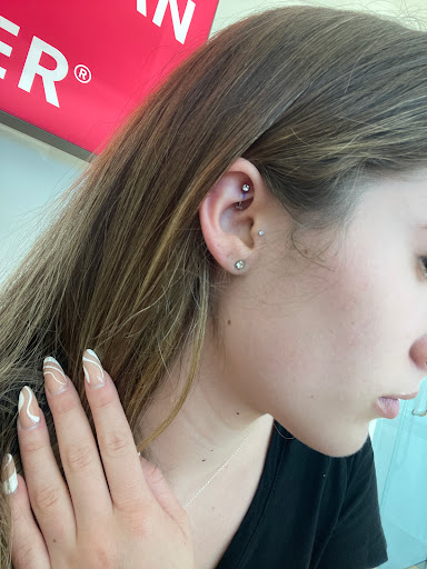 Body Piercing Shop «Poke A Dotz Tattoos and Piercings», reviews and photos, 3216 Broadway, Sacramento, CA 95817, USA