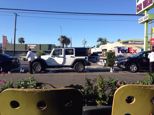 Car Wash «Lincoln Millennium Car Wash», reviews and photos, 2454 Lincoln Blvd, Venice, CA 90291, USA