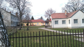 Kisfaludy Károly Általános Iskola