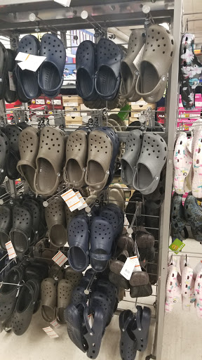 Sporting Goods Store «Big 5 Sporting Goods - Sunnyvale», reviews and photos, 721 Sunnyvale Saratoga Rd, Sunnyvale, CA 94087, USA