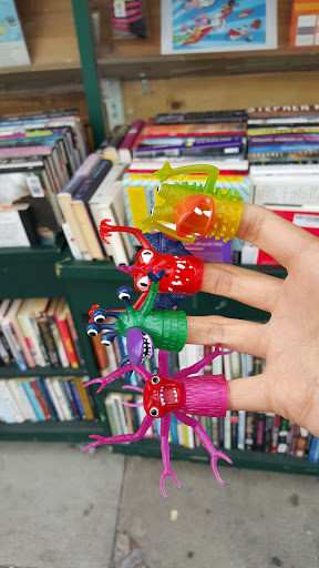 Book Store «Green Apple Books», reviews and photos, 506 Clement St, San Francisco, CA 94118, USA