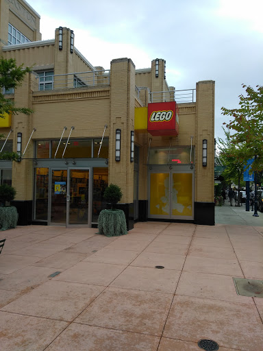 Shopping Mall «Easton Town Center», reviews and photos, 160 Easton Town Center, Columbus, OH 43219, USA