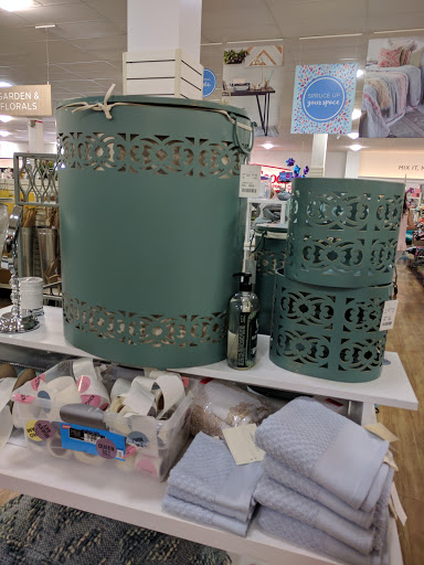 Department Store «HomeGoods», reviews and photos, 1555 E New Circle Rd, Lexington, KY 40509, USA