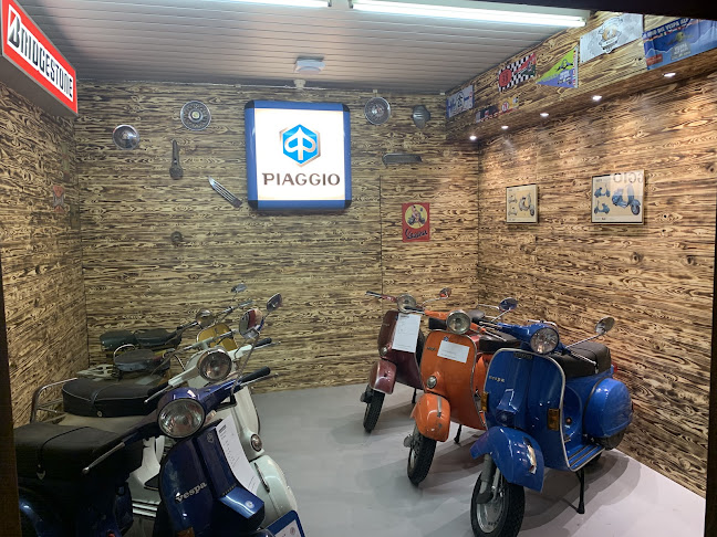 Rezensionen über Piaggio Center Szummer in Winterthur - Motorradhändler