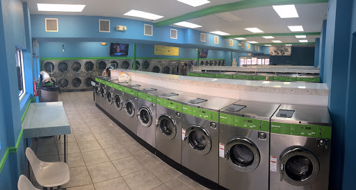 Laundromat «K&M WASH HOUSE Laundromat & Drop-Off Service», reviews and photos, 2829 S Cleveland Ave, Fort Myers, FL 33901, USA