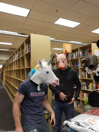 Book Store «2nd & Charles», reviews and photos, 101 Geoffrey Dr, Newark, DE 19713, USA