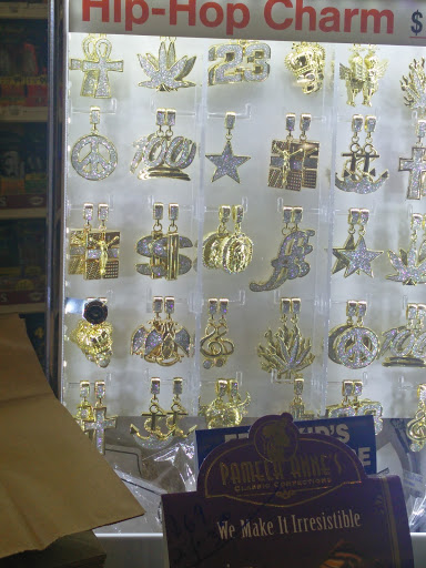 Truck Stop «Bunnys Truck Stop», reviews and photos, 638 E NE Loop 323, Tyler, TX 75706, USA