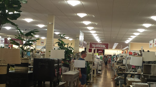 Department Store «T.J. Maxx & HomeGoods», reviews and photos, 2314 Remi Dr, Melbourne, FL 32940, USA