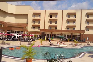 Sandralia Hotel image