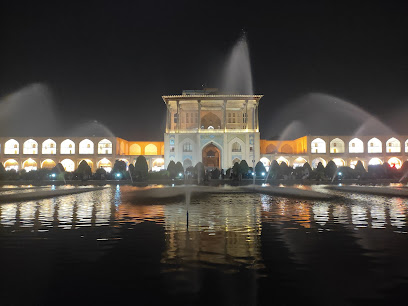 باغ تالار رستوران سنتی گل ی� - MM38+H94, Isfahan, Isfahan Province, Iran