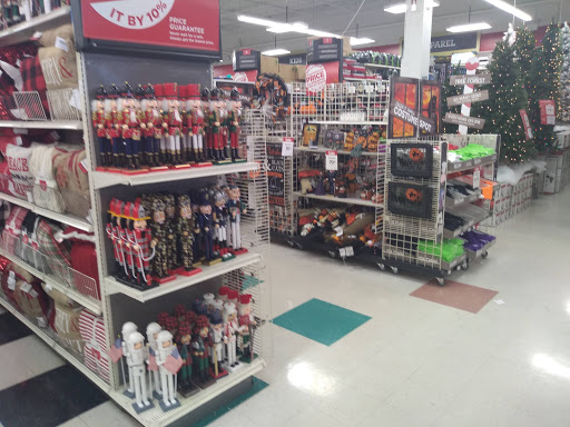 Shopping Mall «Boulevard Mall», reviews and photos, 730 Alberta Dr, Buffalo, NY 14226, USA