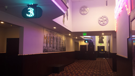 Movie Theater «Oak Grove 8 Cinema», reviews and photos, 16100 SE McLoughlin Blvd, Portland, OR 97267, USA