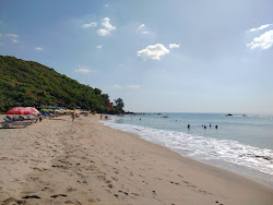 Zdjęcie Kalacha Beach poparte klifami