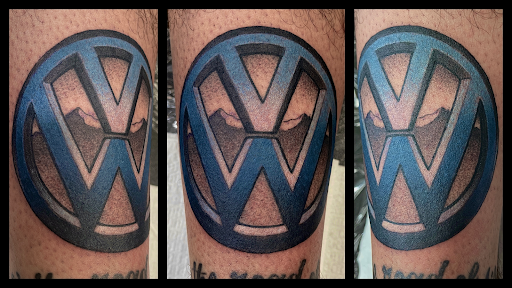 Tattoo Shop «Mine Shaft Tattoo & Piercing», reviews and photos, 8160 S Main St, Helen, GA 30545, USA