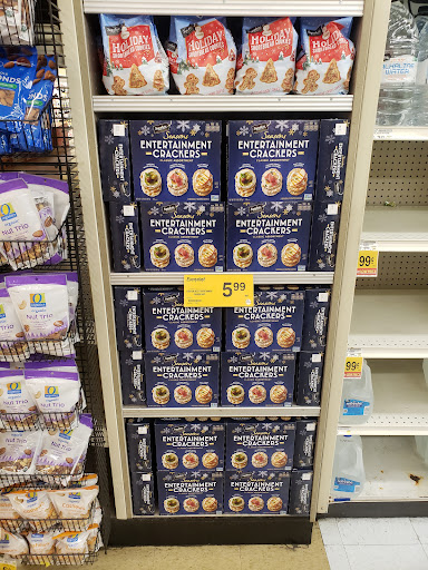 Grocery Store «Safeway», reviews and photos, 600 Edith Ave, Corning, CA 96021, USA