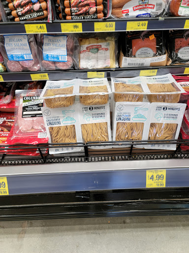 Grocery Outlet image