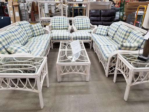 Building Materials Store «ReStore Fox Valley Habitat for Humanity», reviews and photos, 4100 Fox Valley Center Dr, Aurora, IL 60504, USA