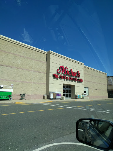 Craft Store «Michaels», reviews and photos, 1520 Pleasant Valley Rd, Manchester, CT 06040, USA
