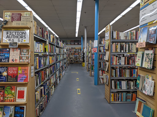 Used Book Store «Used Book Superstore», reviews and photos, 256 Cambridge St, Burlington, MA 01803, USA